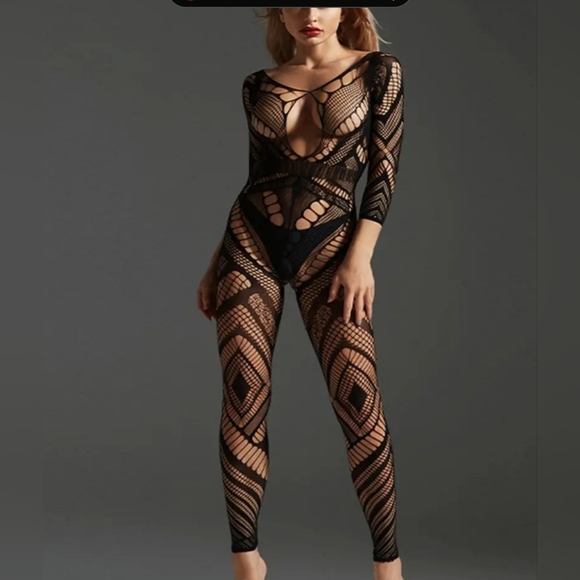 Sexy Bodysuit - Picture 2 of 5